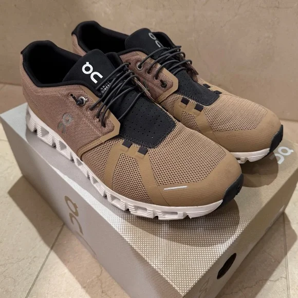 On Running Men’s Cloud 5 Sneakers | Size 11 - Picture 1 of 9